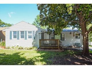 1941 Larpenteur Ave, Saint Paul, MN 55109-4705