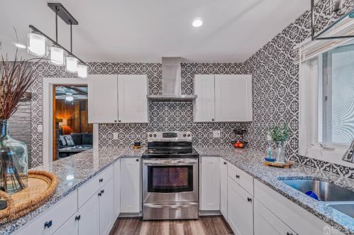 48 Patton Dr, East Brunswick NJ  08816-1130 exterior