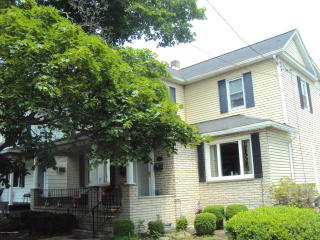 583 Bennett St, Wilkes Barre, PA 18709-1331