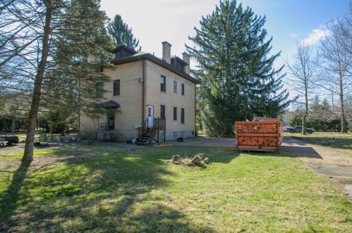 1411 Homestead Rd, Verona, PA 15147-2439