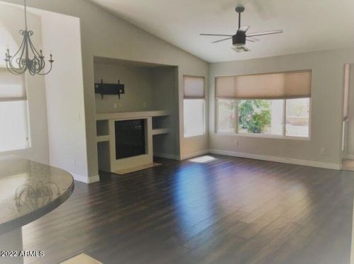 3841 Dublin St, Chandler, AZ 85226-2284