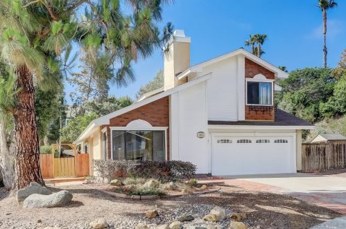 3577 Durham Cir, Oceanside CA  92056-4903 exterior