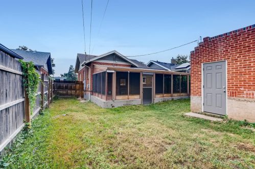 3318 Steele St, Denver CO 80205-4337 exterior