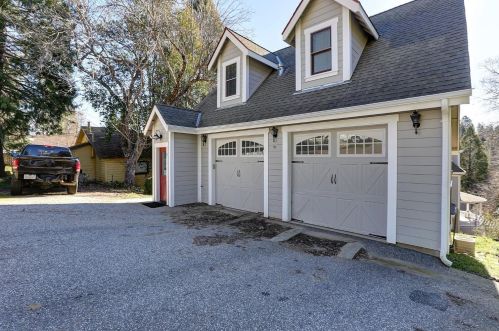358 Mill St, Grass Valley, CA 95945-6714