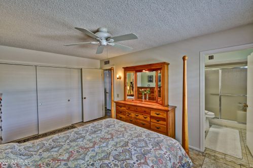 13118 Meeker Blvd, Sun City AZ 85375-5204 exterior