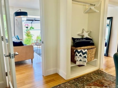 58 Saratoga, Newport Beach CA  92660-6148 exterior