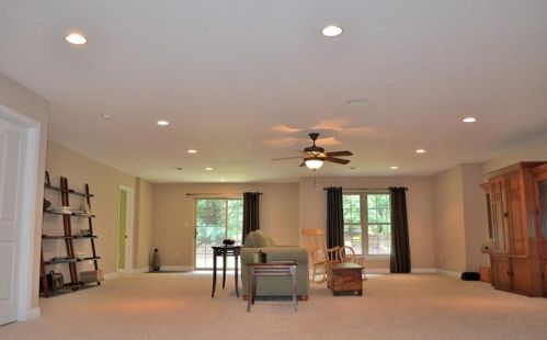 2362 Willow Run Ct, Gibsonia PA  15044-8112 exterior