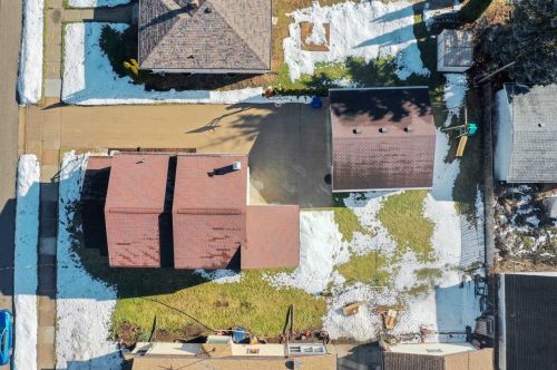 341 Grandview Ave, Menasha WI  54952-2225 exterior