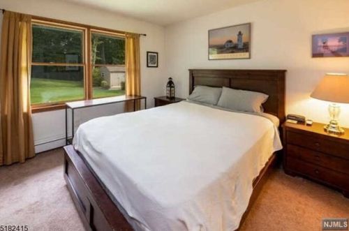 30 Ridge Rd, West Milford Lakes NJ  07480-2908 exterior