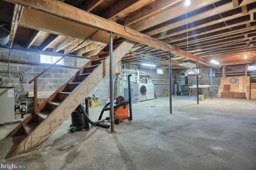 15 Winding Hill Rd, Navy Sup Dpt PA  17055-5617 exterior