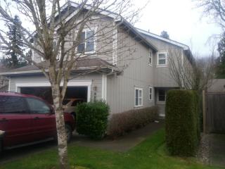 4705 Springfield Ln, Olympia, WA 98503-2143