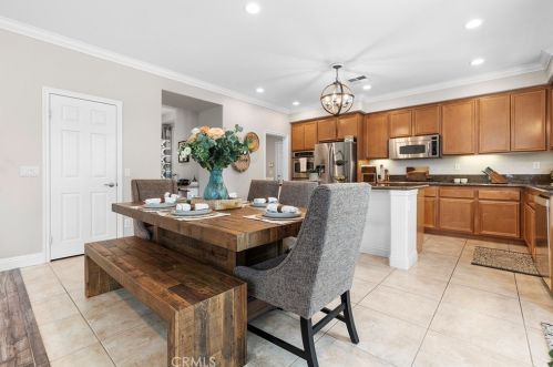 27406 Quincy Ln, Temecula CA  92591-4402 exterior