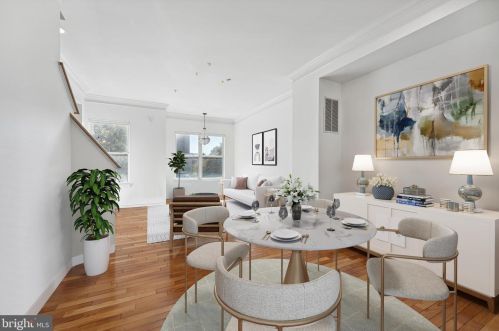1217 V St, Washington, DC 20020-7015