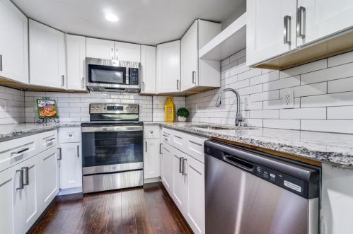 13019 Glenside Dr, Dallas TX 75234-5045 exterior