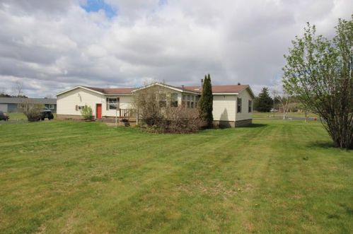 1300 Whitetail St, Spooner, WI 54801-5422
