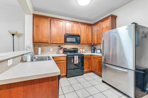 4076 Kyndra Cir, Richardson TX  75082-2762 exterior