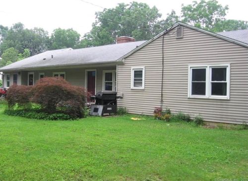 1684 South St, Coventry, CT 06238-2734