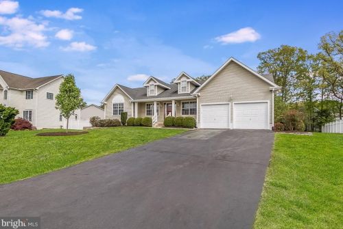 5902 Glen Eagles Dr, Fredericksburg, VA 22407-8901