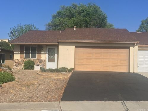 1740 Ponderosa Ln, Lake Nacimiento, CA 93446-3633