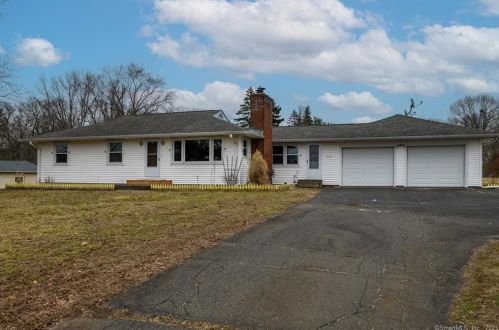 312 Parker Farms Rd, Wallingford, CT 06492-2850
