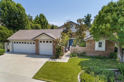 18 Cambridge Ct, Trabuco Canyon, CA 92679-4718