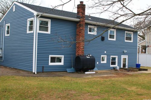 373 43rd St, Copiague NY  11726-1119 exterior