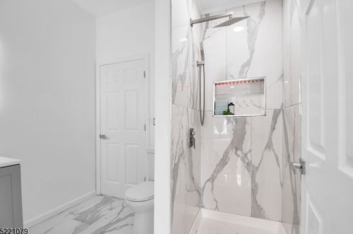 1084 Grove St, Irvington NJ  07111-4123 exterior