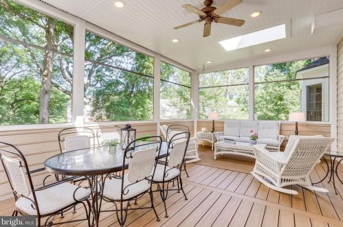 11406 Wild Bramble Way, Herndon VA  20194-1001 exterior