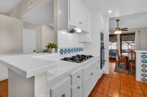 8569 Woodford Way, Riverside CA  92504-2900 exterior