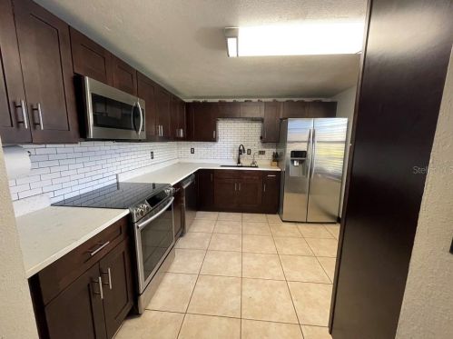 1315 Grayson Dr, Orlando, FL 32825-5609