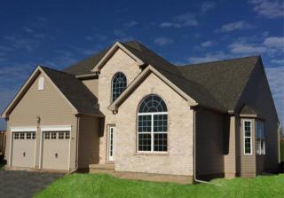 9661 Silverspot Dr, Breinigsville, PA 18031-9339
