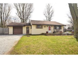 608 8th St, Frankton, IN 46044-9320