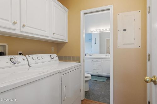 142 Pueblo Ln, Topanga CA  exterior