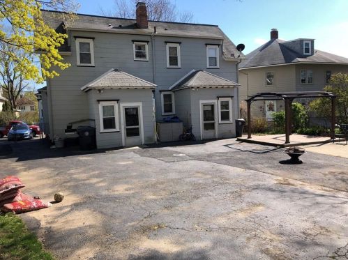 21 Fair St, Warwick, RI 02888-1601