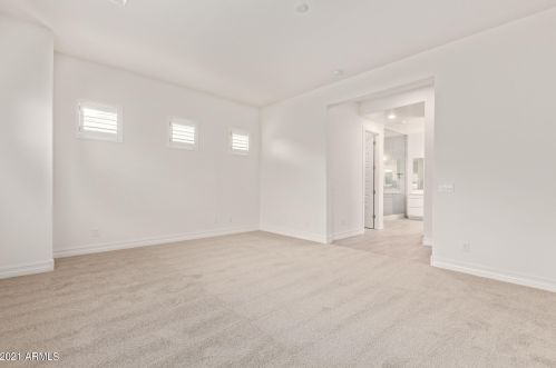 3731 Arabian Dr, Gilbert AZ  85296 exterior