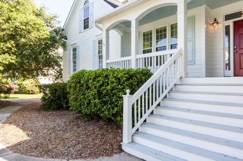 306 Oak Point Landing Dr, Mount Pleasant SC  29464-6287 exterior