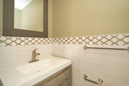 264 Frederick Ave, Roosevelt NY  11575-2340 exterior