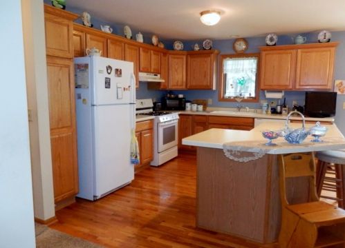 206 Mary St, Watertown WI  53094-6519 exterior