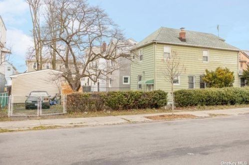 171-42 105th Ave, Jamaica, NY 11433-3236