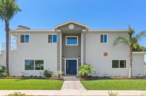 2481 Terraine Ave, Long Beach CA  90815-1963 exterior