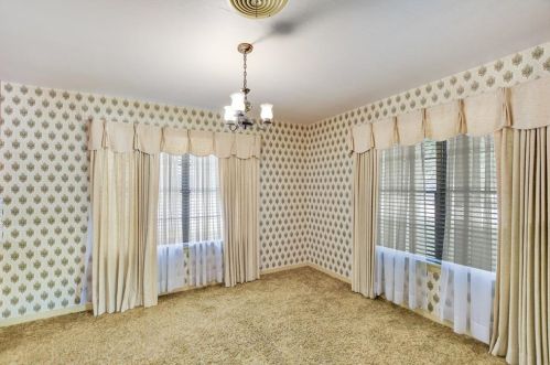 2019 Brentwood St, Austin TX  78752-4105 exterior