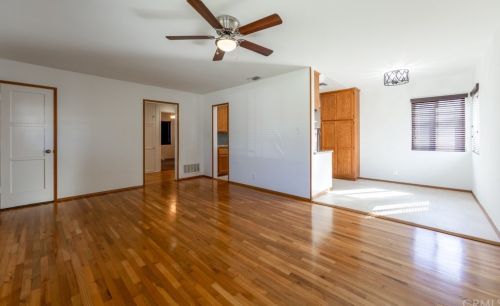 5938 Sunfield Ave, Lakewood CA  90712-1823 exterior