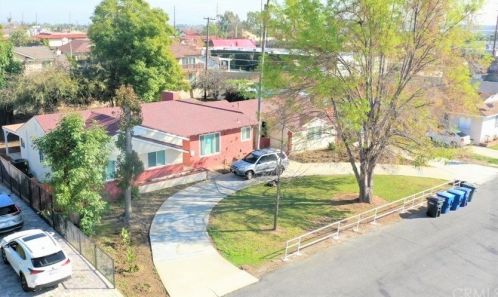900 Chestnut St, La Habra, CA 90631-3021