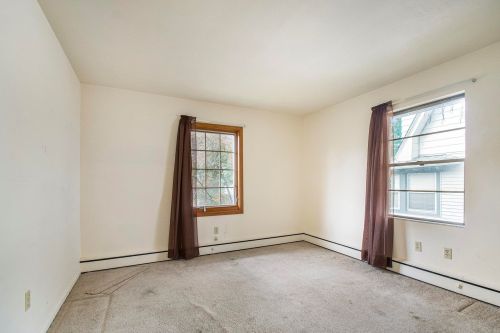 908 Grove St, Mishawaka IN  46545-6054 exterior