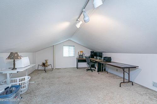 275 Meadowbrook Dr, Santa Maria CA  93455-3604 exterior