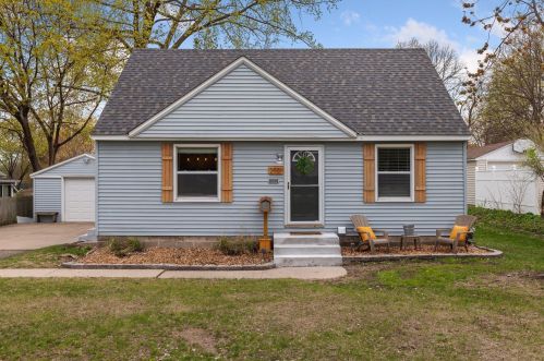 2901 70th St, Minneapolis, MN 55423-1906
