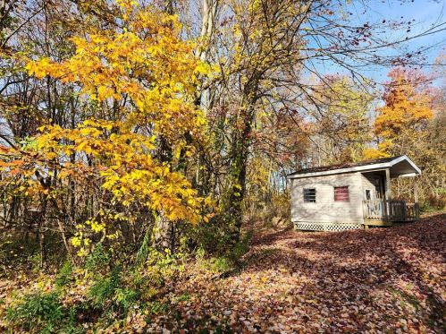 154 Mannal St, Beaver Falls, PA 15010-1640
