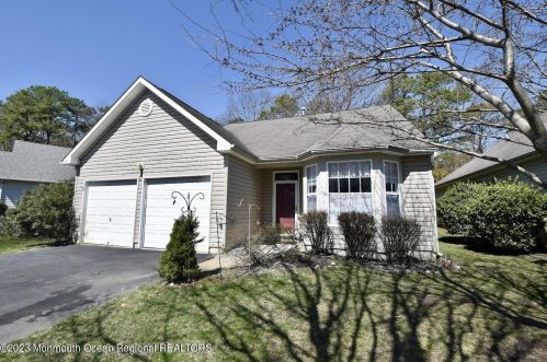 21 Cedar Village Blvd, Bricktown, NJ 08724-2780