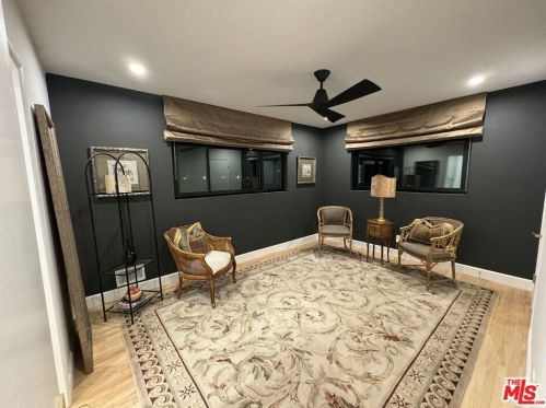 3584 Sepulveda, Van Nuys CA 91402-4305 exterior