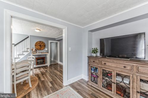 743 Walnut St, Limerick PA 19468-2421 exterior